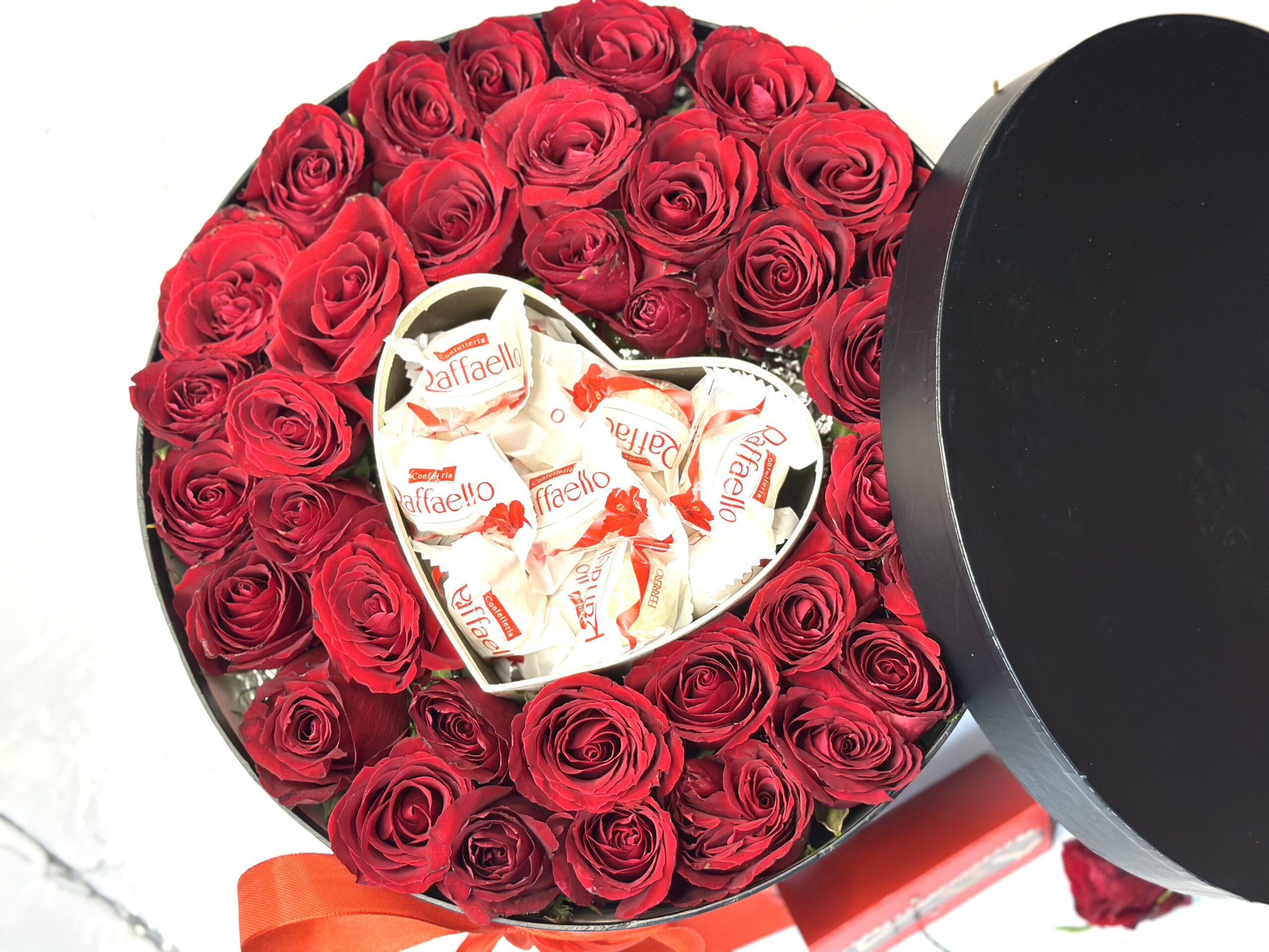 🌹 99 Roses Lovers Delight - Image 4