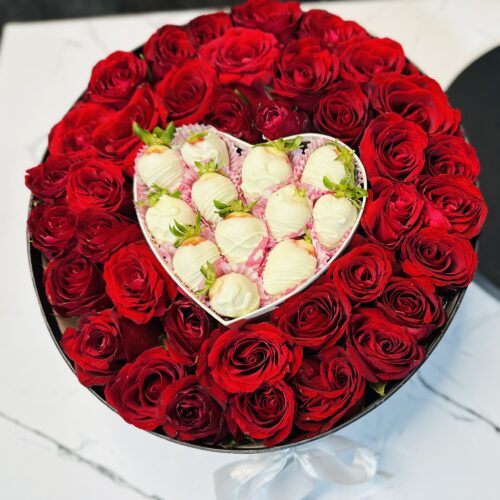 Luxury Rose & Strawberry Box